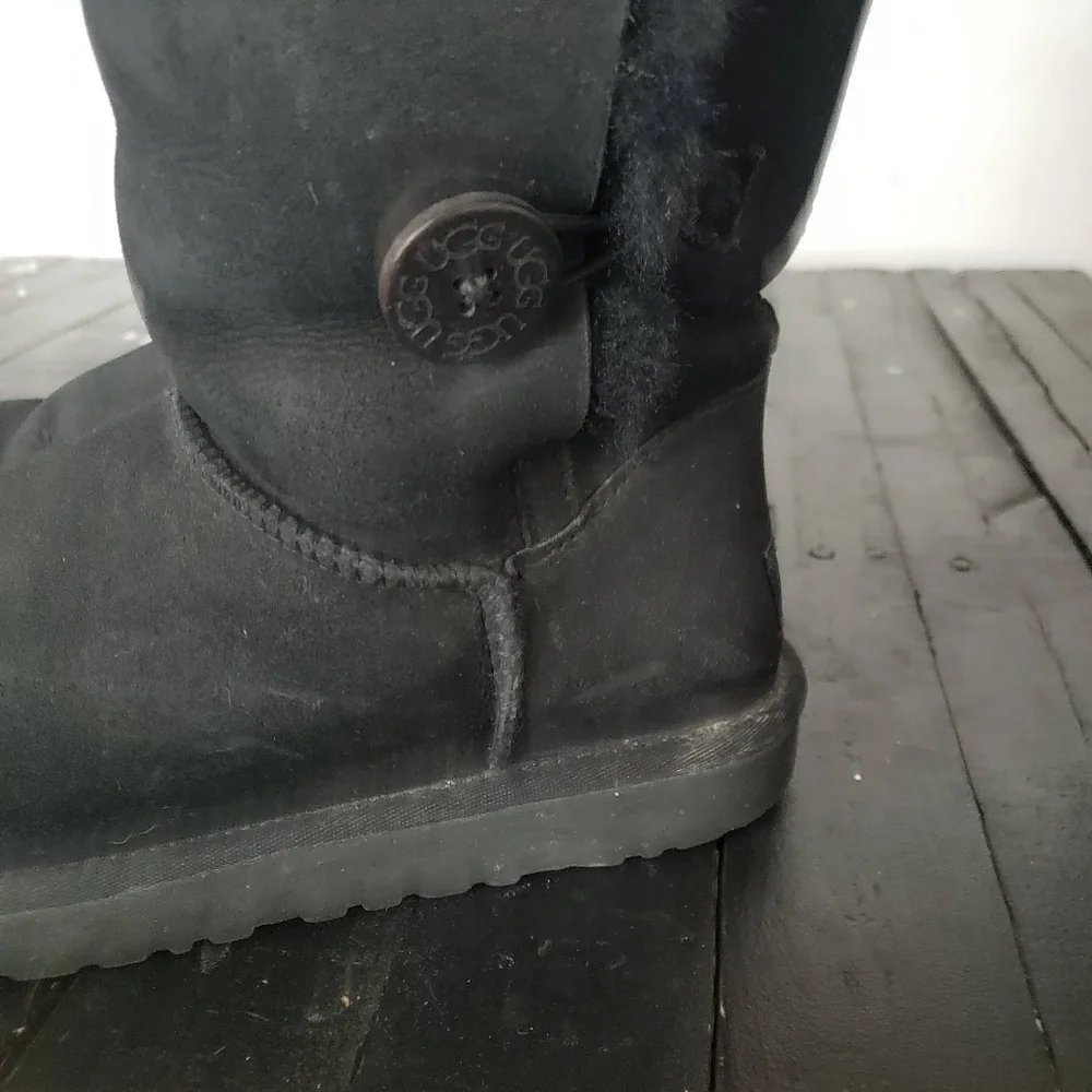 Ugg Women's 8 Bailey Triplet II Tall Black Leather Boots Sheepskin Furry Lined